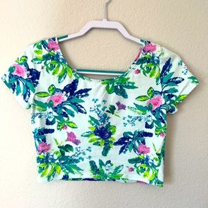 H&M Floral/Hawaiian Crop Top